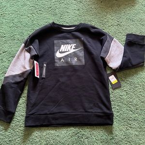 Nike Kids XL Sweatshirt